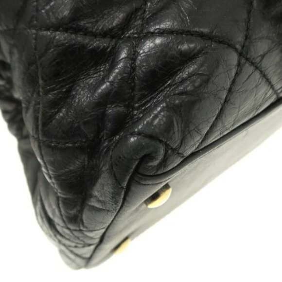 Chanel Matelasse Handbag - Picture 8 of 9